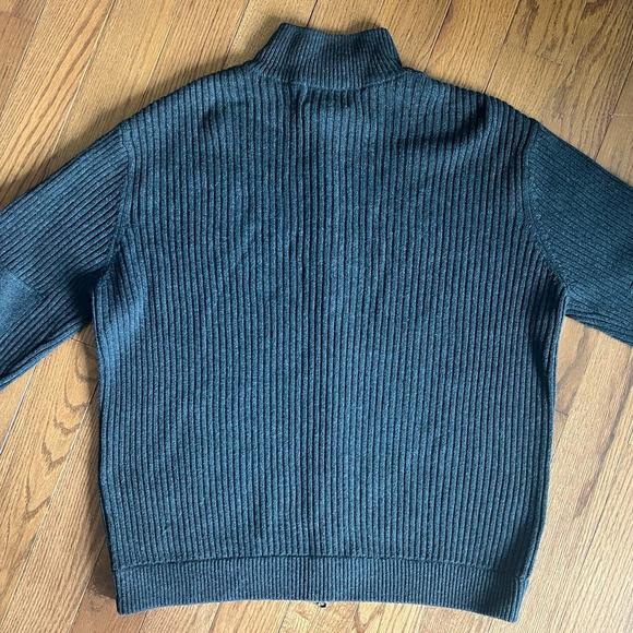 American Eagle Outfitter Full Zip Ribbed Cardigan, Gray, Arm Patches, size Large - Picture 8 of 10